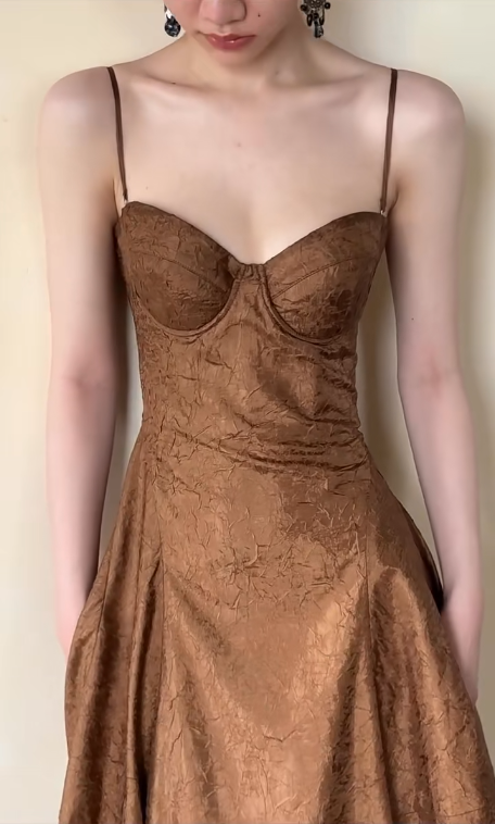 Girlhomeshops - Robe de bal longue en satin marron, simple et élégante, gh5606