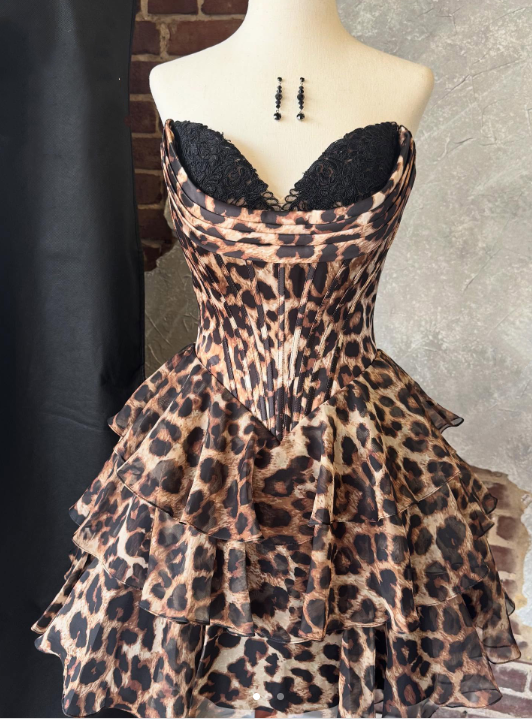 girlhomeshops-Fashionable leopard print exquisite lace short homecoming dresses tight hoco dresses corset dress gh5810