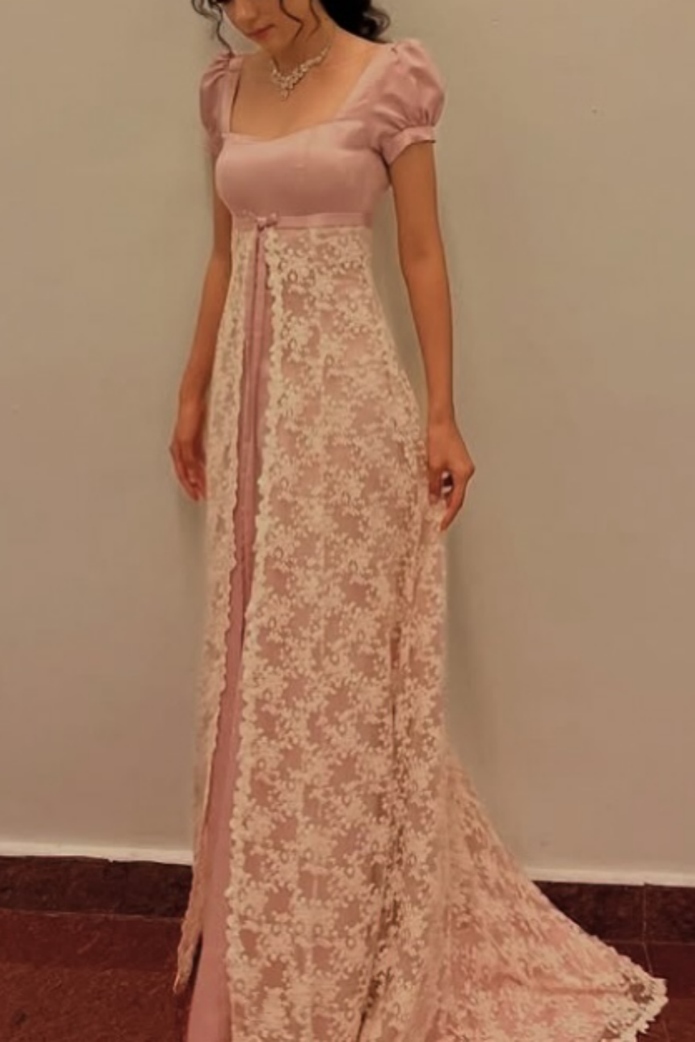 girlhomeshops-Rosa kurzärmeliges, elegantes, langes Ballkleid aus Spitze im Retro-Stil, gh5758