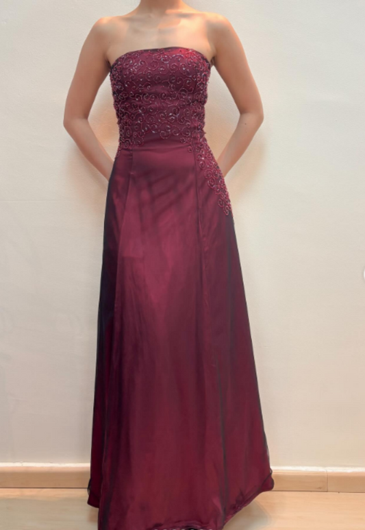 girlhomeshops-A simple yet elegant red mesh beaded strapless dress, a beautiful gown. gh6180