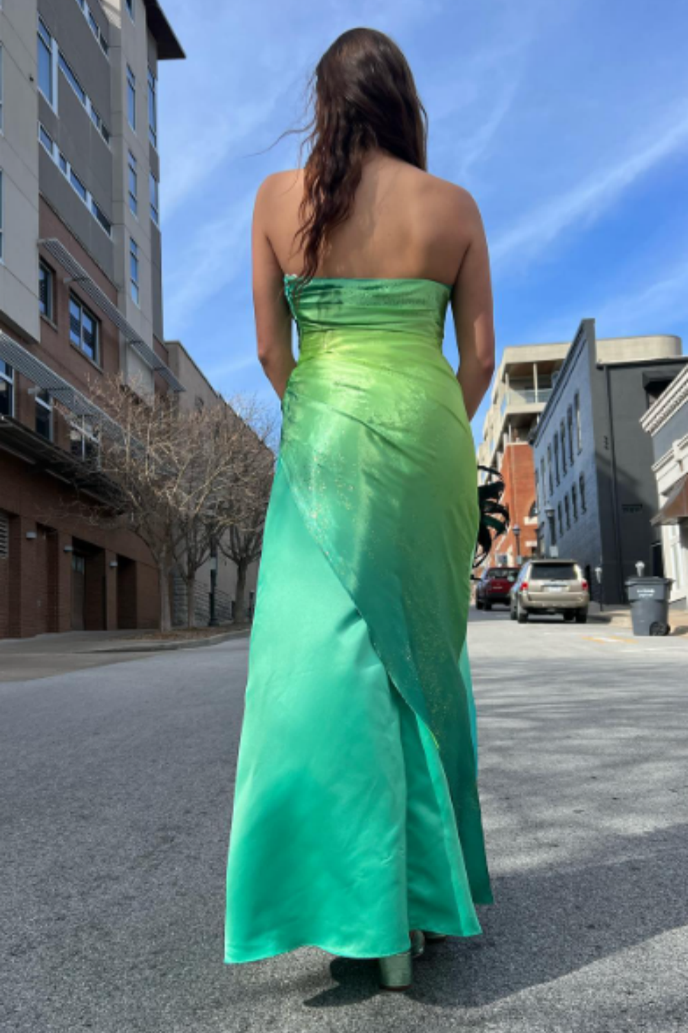 girlhomeshops-Gradient Green Shiny Satin Strapless Train Gown, Sleeveless Rhinestone Elegant Evening Dress gh6343