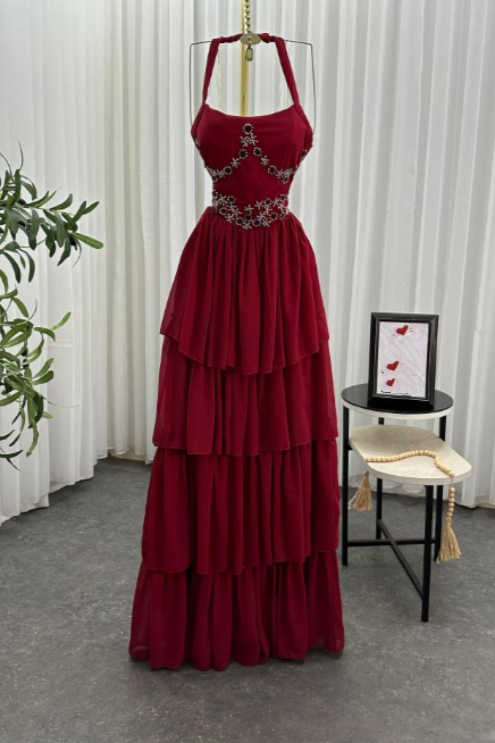 girlhomeshops-Burgundy Chiffon Long Dress With Delicate Beading gh6251
