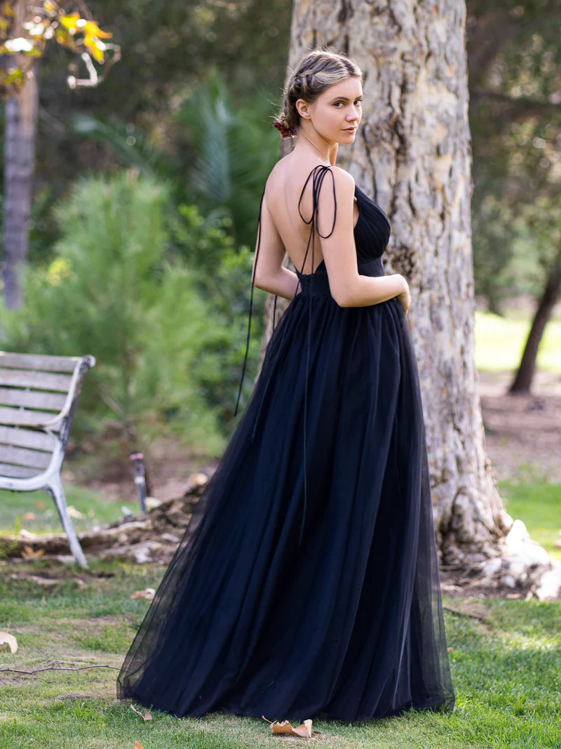 Deep V-neck Tulle Sweep Train Prom Dress gh2680