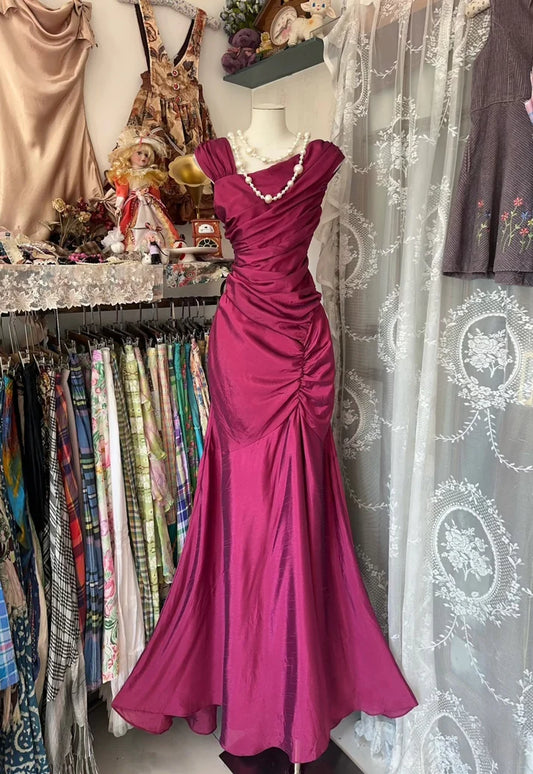 Robe de soirée longue plissée style sirène rose vintage en satin longueur au sol gh3379