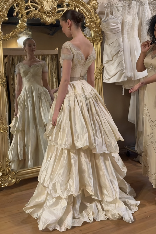 girlhomeshops - Robe de bal vintage ornée de délicates perles dorées gh6217