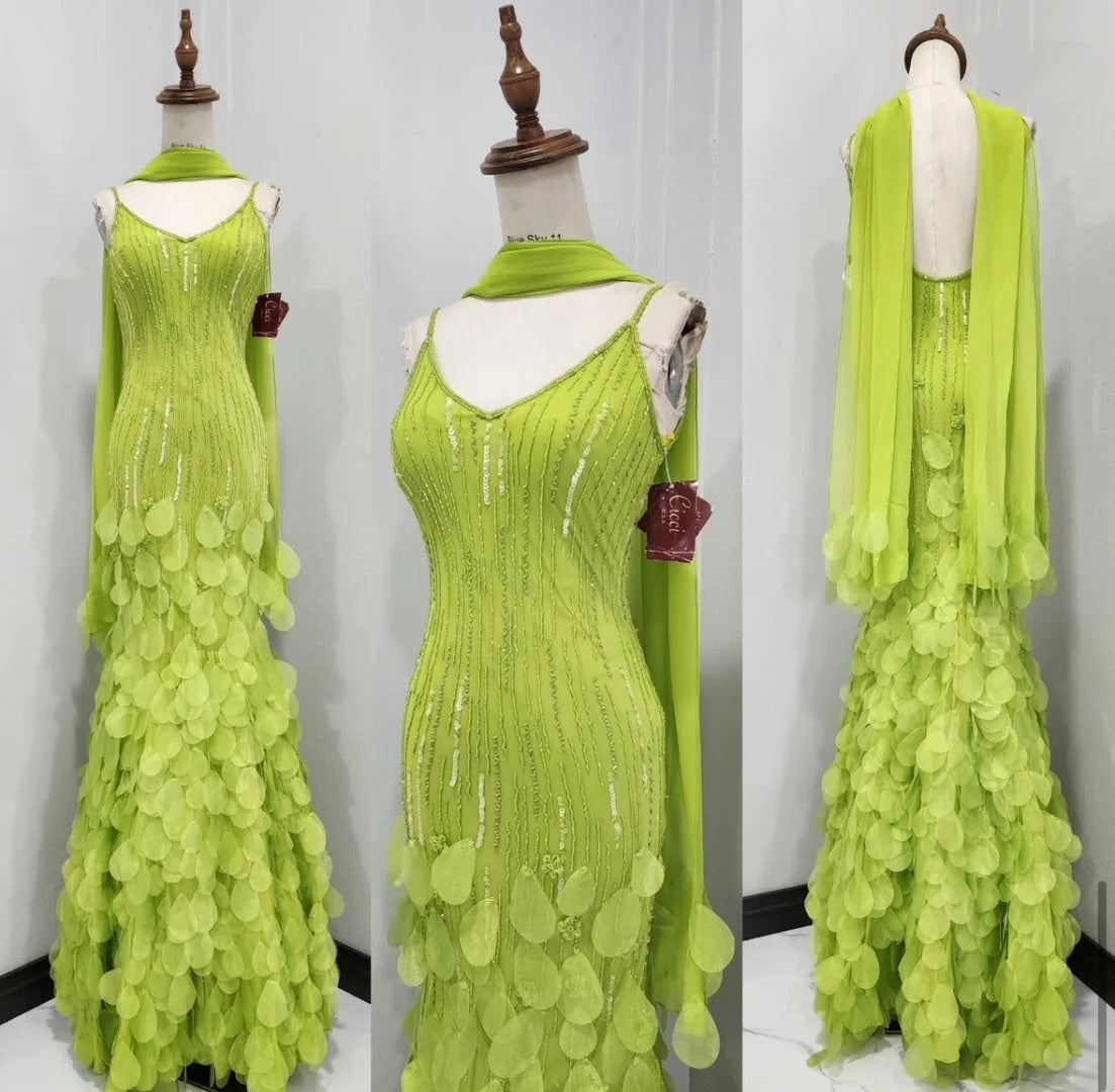 Paillettenbesetztes Meerjungfrauenkleid in Neongrün mit Spaghettiträgern | Luxuriöses, elegantes Kleid mit Tropfenbesatz und Schalkragen für den Galaball gh6466