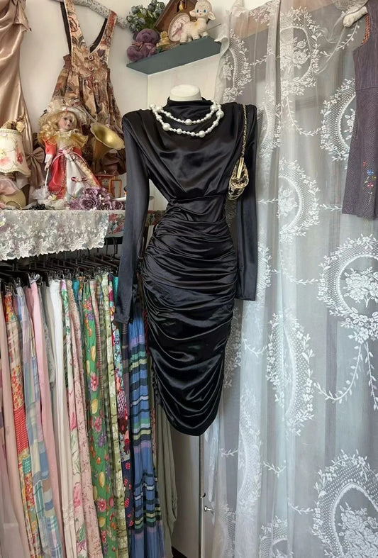 Black long sleeved satin chic short dress gh6785