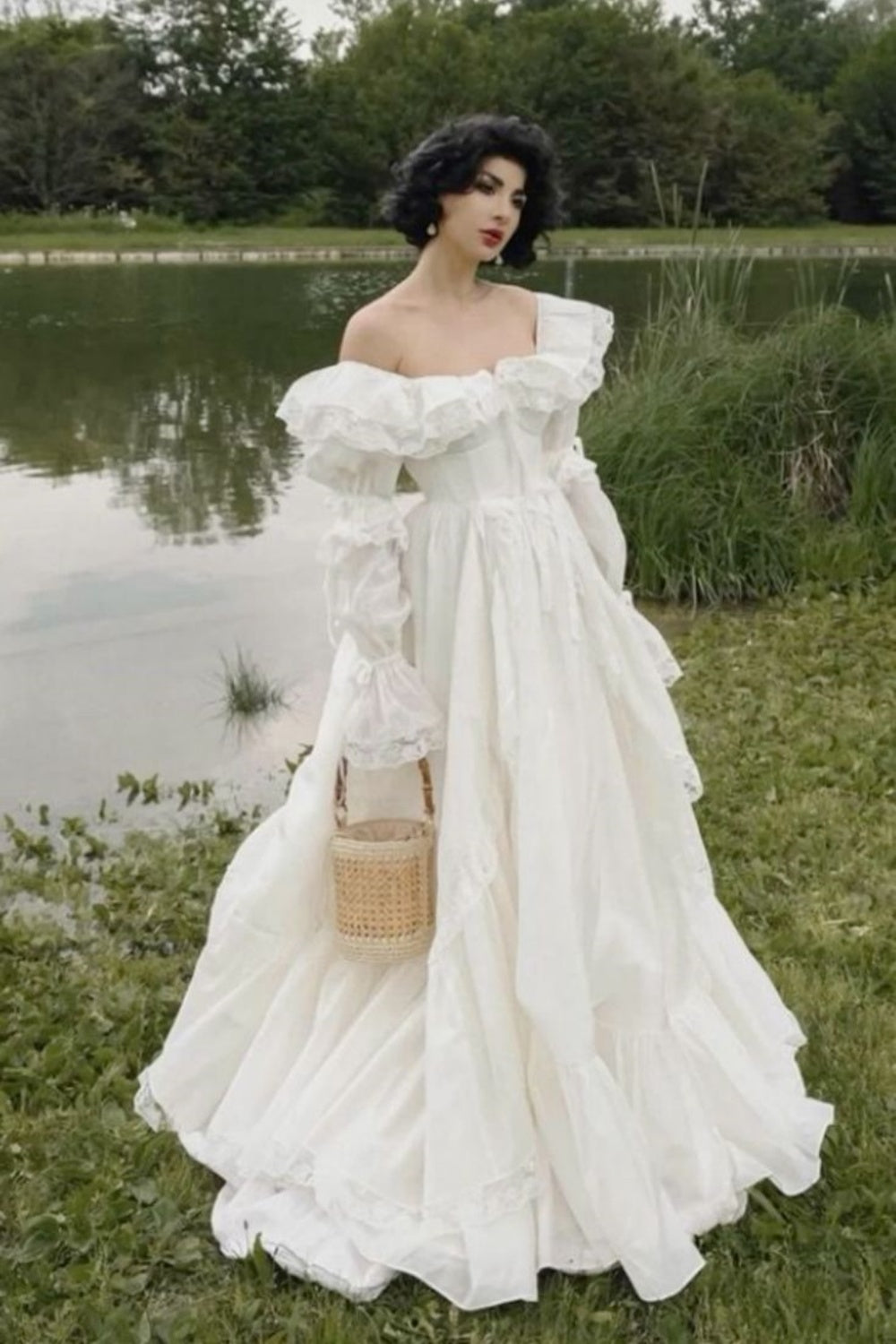 girlhomeshops - Robe de bal blanche à manches longues et tulle gh6220