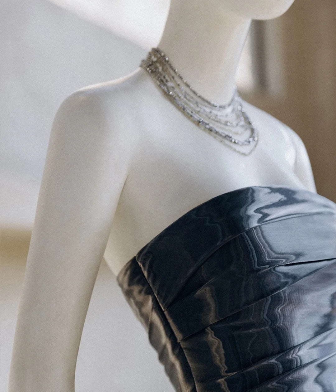 Robe de soirée longue en satin Y3K style gothique cybermécanique bleu métal liquide déesse gh4545