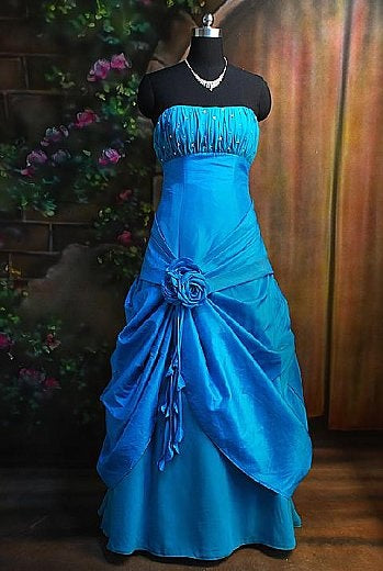 Robe de soirée longue en satin bleu magnifique et exquise avec appliques perlées, élégante, gh3312