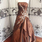 Robe de soirée longue élégante en satin avec appliques vintage marron et superbe gh3313