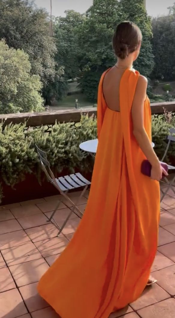 Orange Elegantes, fließendes A-Linien-Kleid mit schulterfreiem Satin, langes Ballkleid, Abendkleid für Hochzeitsgäste, Partykleid gh3093