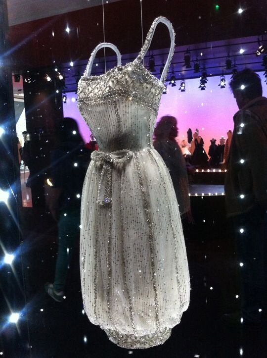 Girlhomeshops - Robe de soirée courte blanche, magnifique, en tulle brillant et perlé, style princesse, élégante et formelle, Hoco gh5601