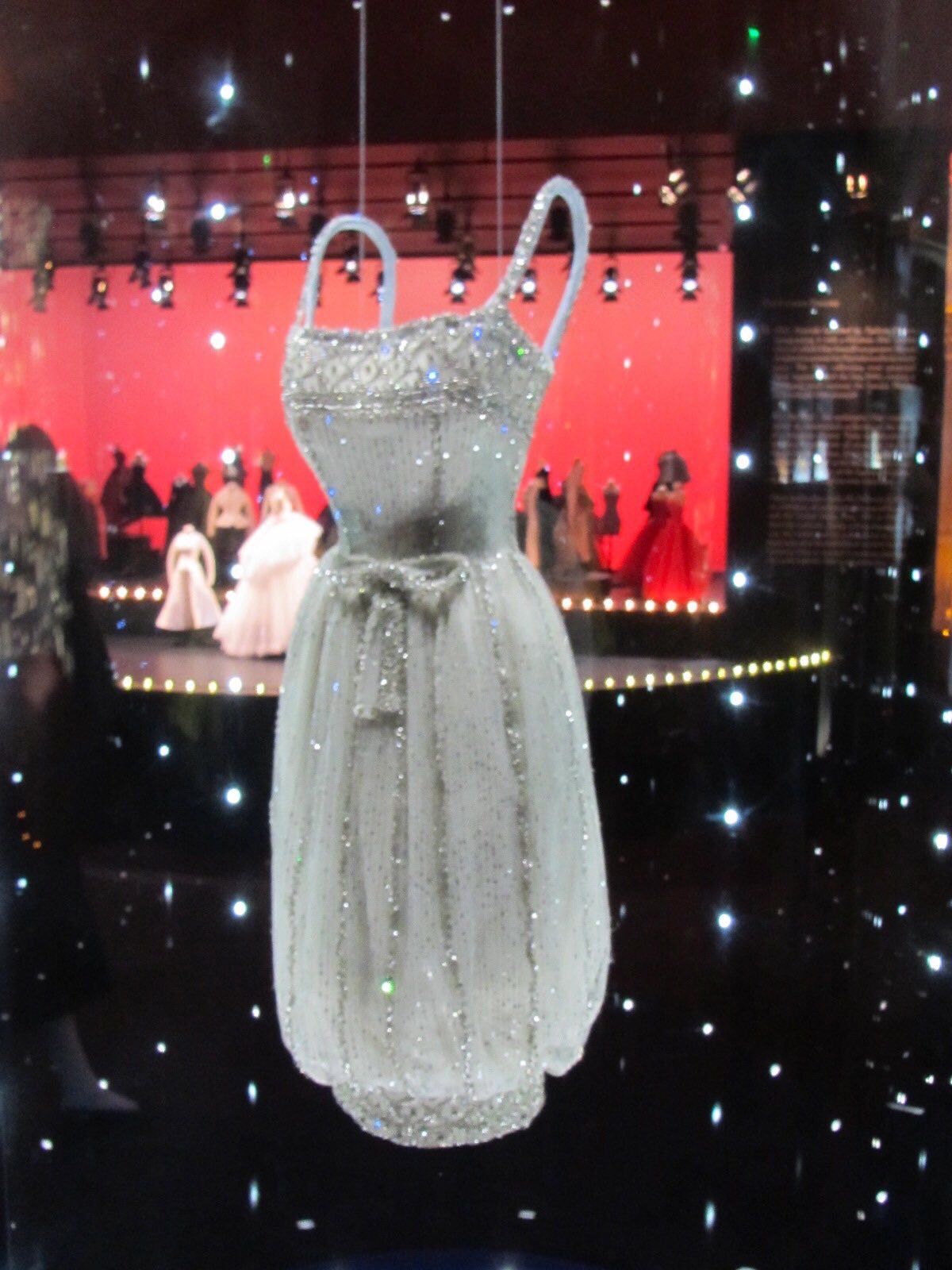 Girlhomeshops - Robe de soirée courte blanche, magnifique, en tulle brillant et perlé, style princesse, élégante et formelle, Hoco gh5601