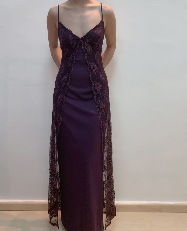 Purple Elegant Fashion Exquisite Lace Spaghetti Strap Long Satin prom dress Ball Gown Evening Dress Party Dress Prom Dress gh3591