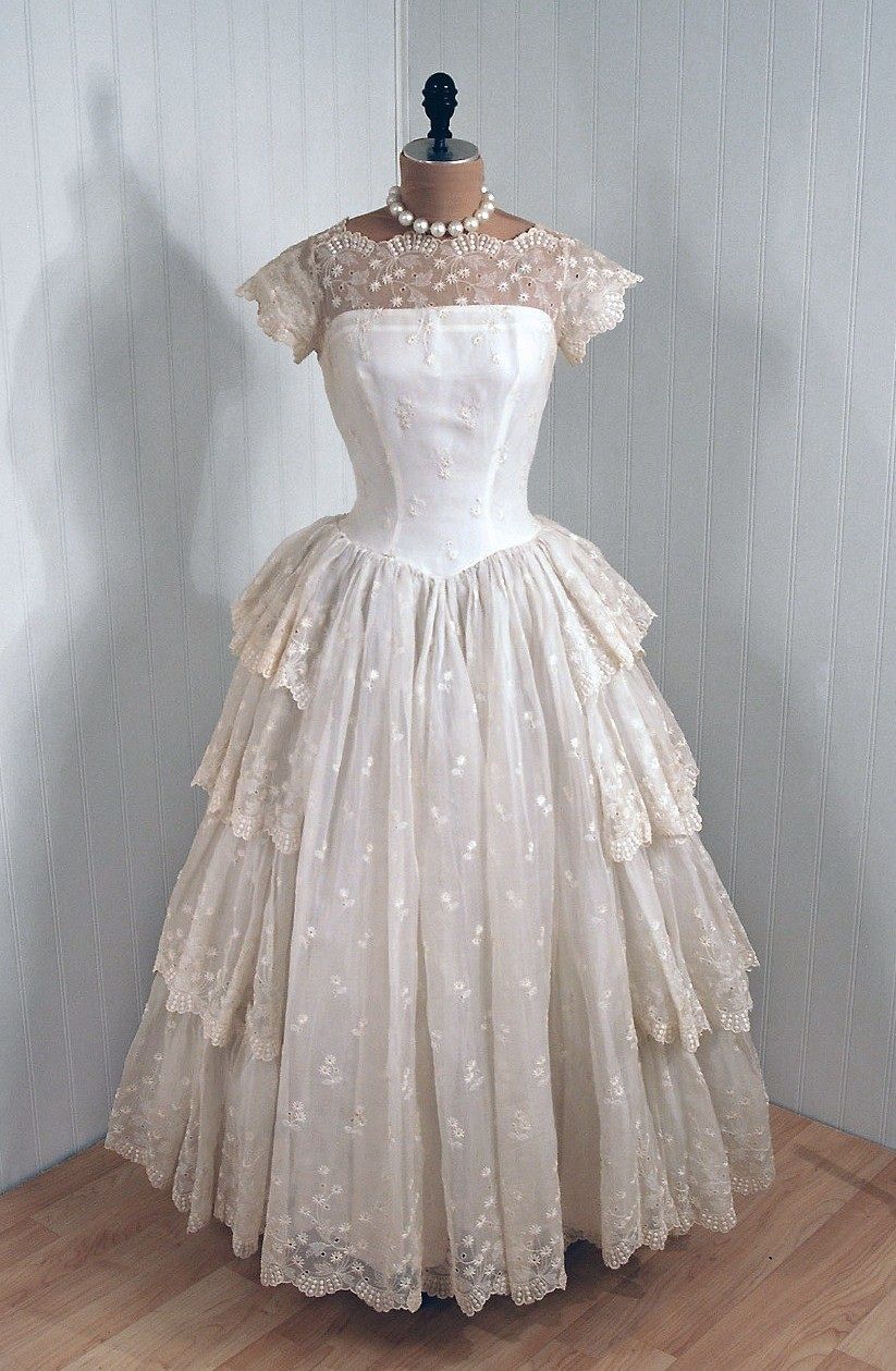 girlhomeshops--White Vintage Elegant Lace Long Wedding Prom Dress gh5583