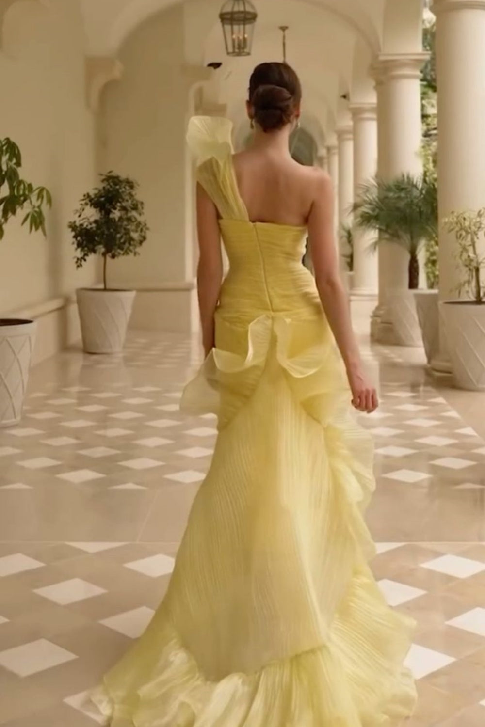 girlhomeshops- Yellow Fashion One-Shoulder Sheer Long Dress gh6201