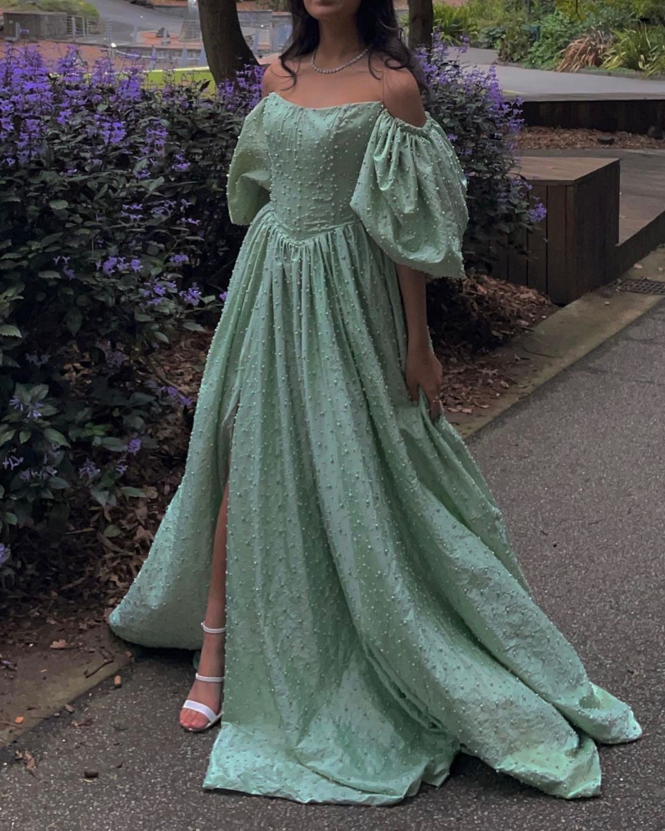 girlhomeshops-Green pearl beaded long satin short-sleeved princess dress long graduation dress gh5766