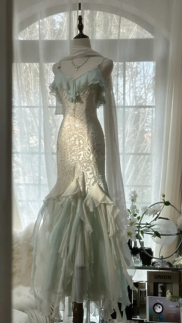 Robe de soirée sirène longue et fine en tulle et dentelle, magnifique robe de bal, charmante, à bretelles spaghetti, perles et volants, verte et blanche, gh3617a