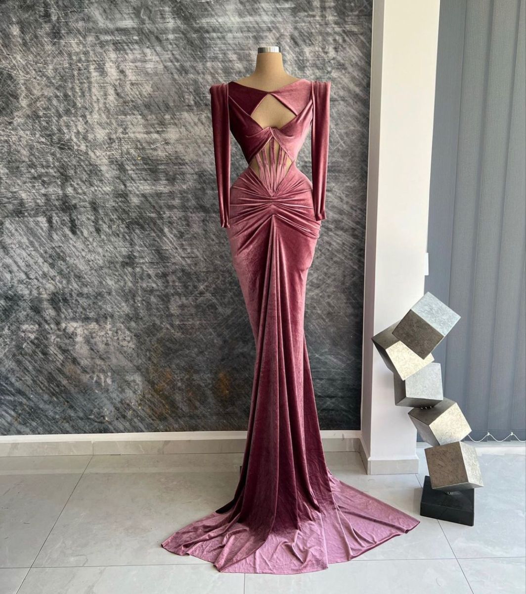 Girlhomeshops-Sexy langärmeliges bodenlanges Ballkleid aus Samt gh5429