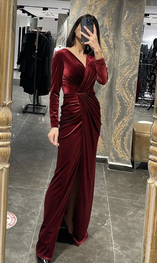 girlhomeshops-Burgundy Long-Sleeved Velvet Long Dress gh6254