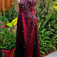Robe de soirée longue en satin bordeaux magnifique et élégante, style vintage, avec perles, châle assorti, gh3427
