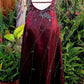 Robe de soirée longue en satin bordeaux magnifique et élégante, style vintage, avec perles, châle assorti, gh3427
