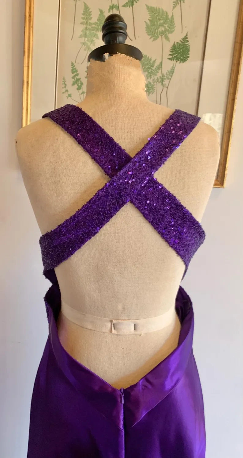 Lila Retro-Mode V-Ausschnitt Elegant Exquisite Pailletten Langes Bodenlanges Satin Ballkleid Abendkleid Party; Kleid gh3448