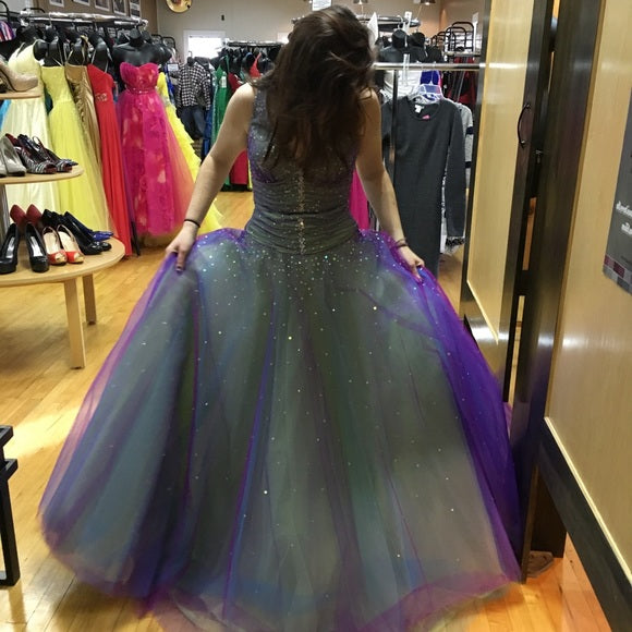 Purple Gorgeous Fashion V-neck Elegant Exquisite Beaded Long Tulle Ball Gown Evening Dress gh3490