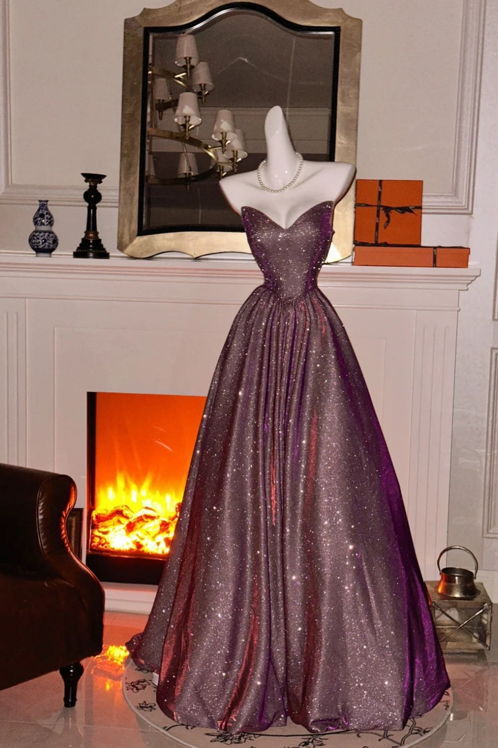 Robe longue élégante et brillante violette, modèle gh6645