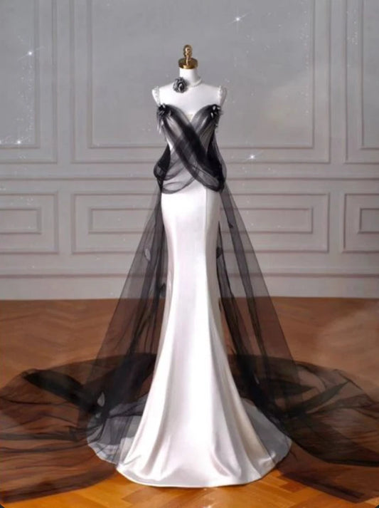 Girlhomeshops-Weißes, schlichtes und modisches langes Satinkleid, schwarzes Tüllkleid, langes bodenlanges Meerjungfrauenkleid mit Schleppe gh5387