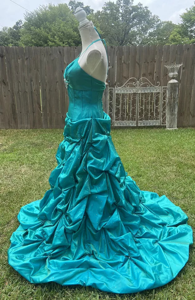 Robe de soirée longue plissée en satin vert magnifique à bretelles vintage gh3311