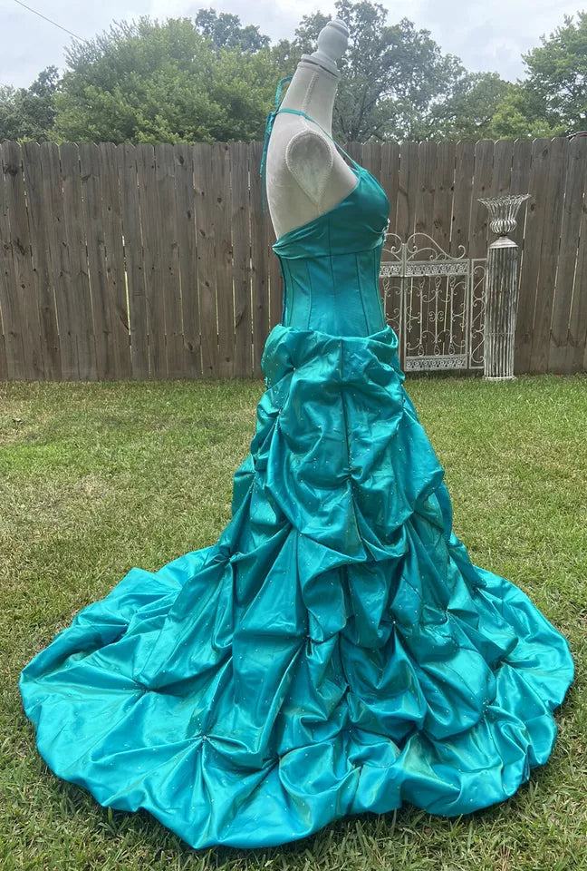 Robe de soirée longue plissée en satin vert magnifique à bretelles vintage gh3311