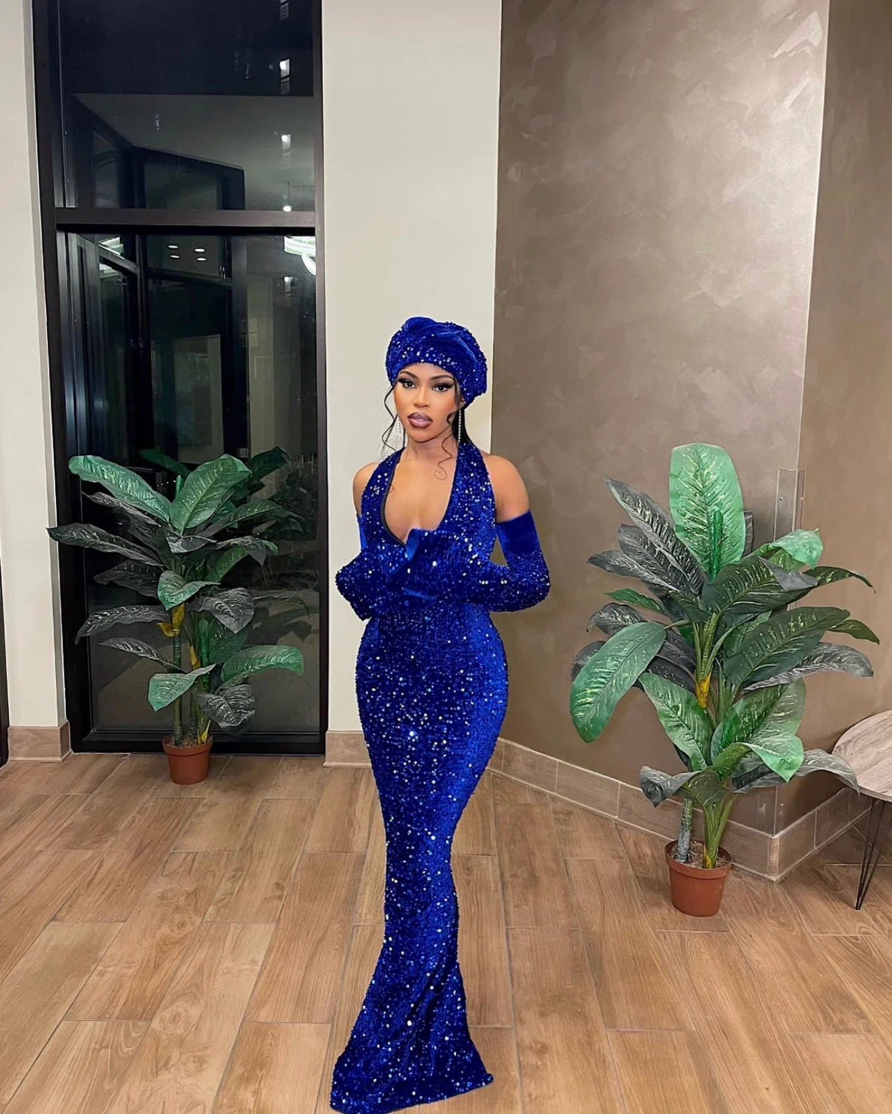 Robe de soirée longue moulante rouge brillante et sexy à paillettes avec col en V gh3414