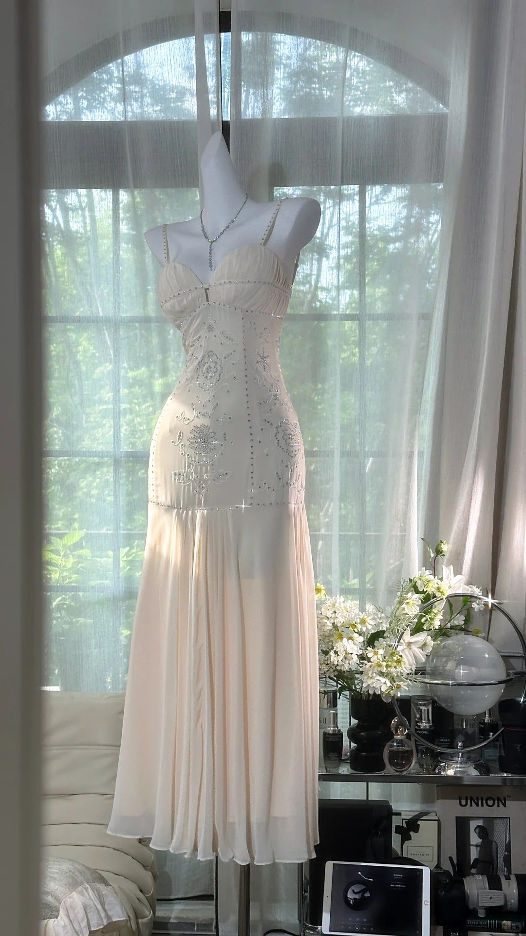 Girlhomeshops-White beaded elegant spaghetti strap long chiffon Prom Dress evening dress party dress date dress gh5082