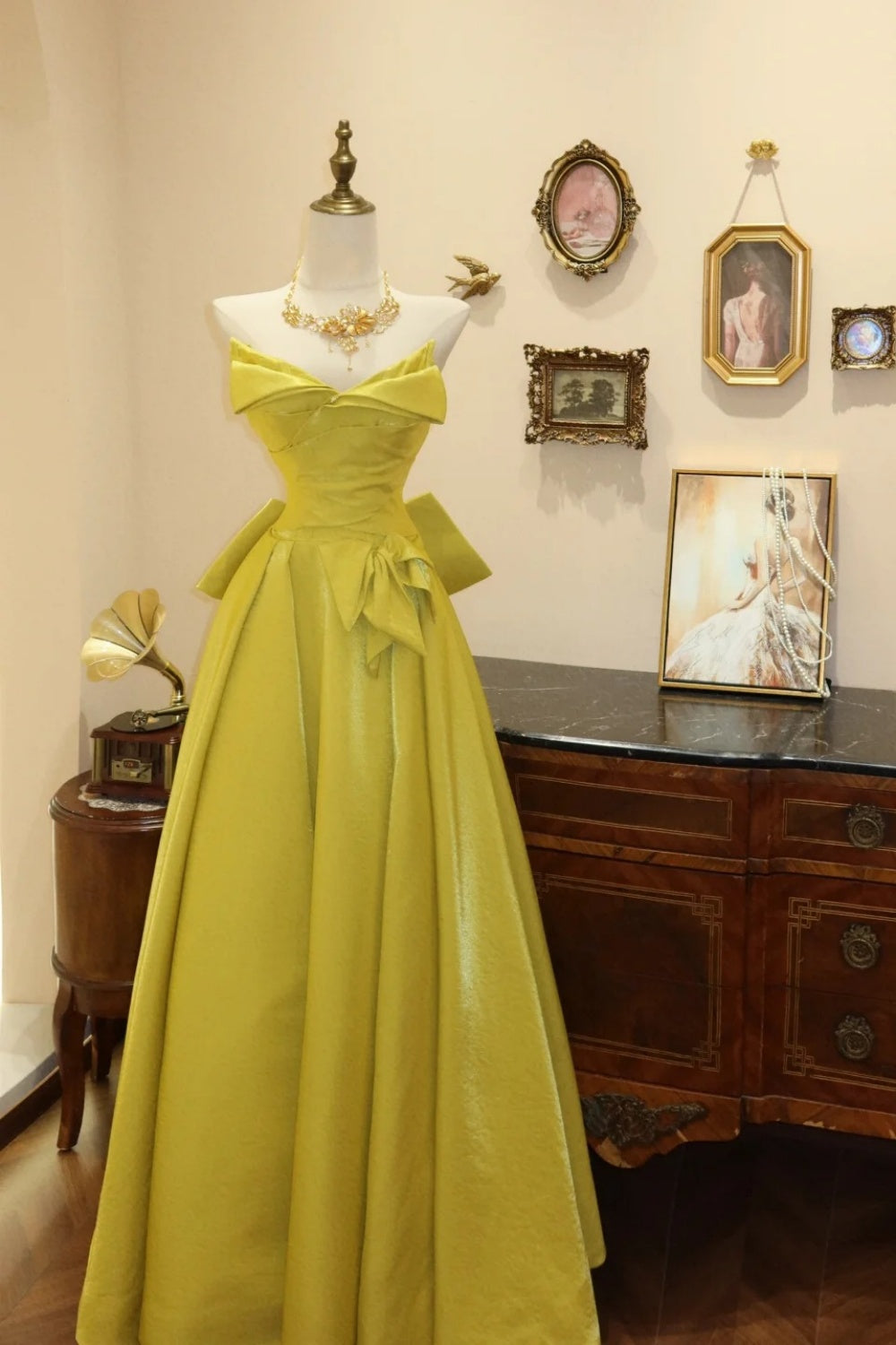 New Formal Ball Gowns And Graduation Gowns Quinceanera Dresses gh6496