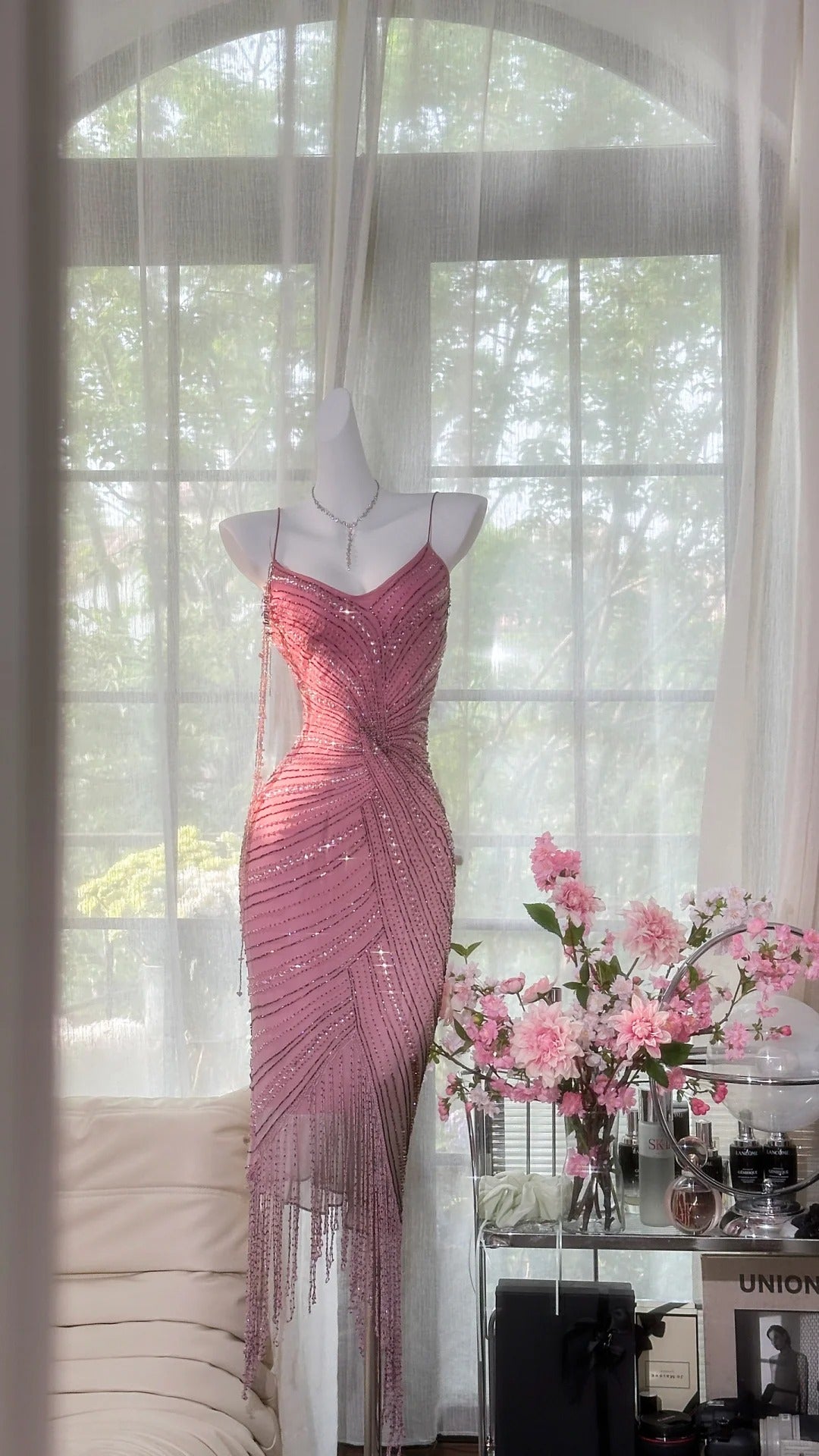 Robe de soirée courte en tulle et mousseline de soie, élégante et magnifique, rose, avec pompons perlés, robe de cocktail, robe de bal, robe de soirée, robe de fête d'anniversaire, robe de bal, gh4086