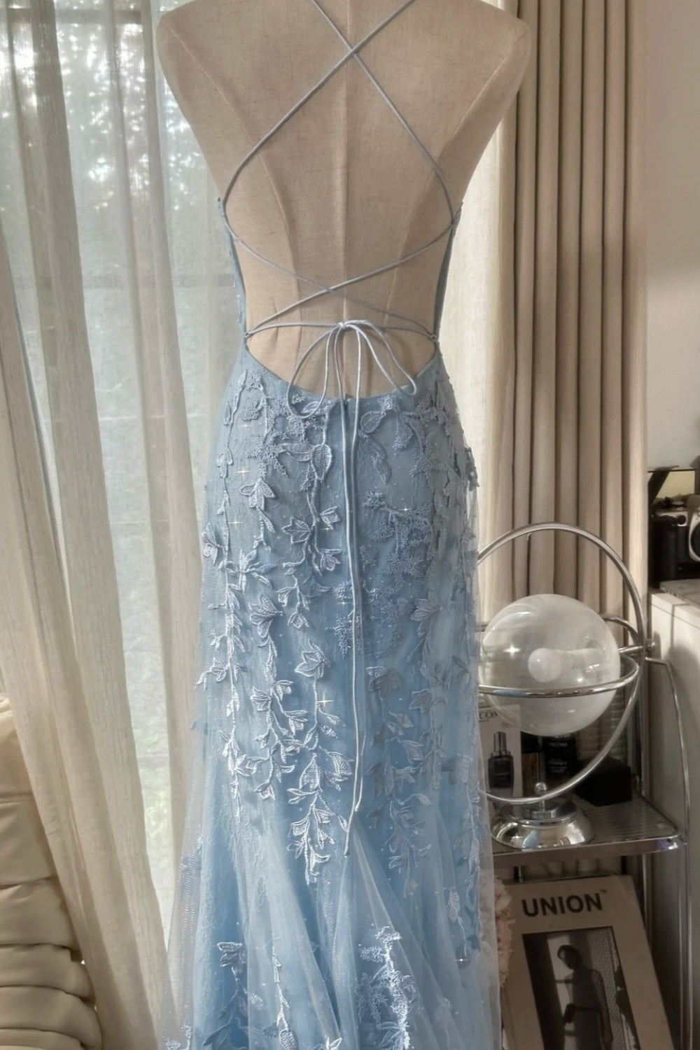 girlhomeshops-Gradient Blue Tulle Spaghetti-Strap 3D Embroidery Train Fairy-Style Gown gh6375