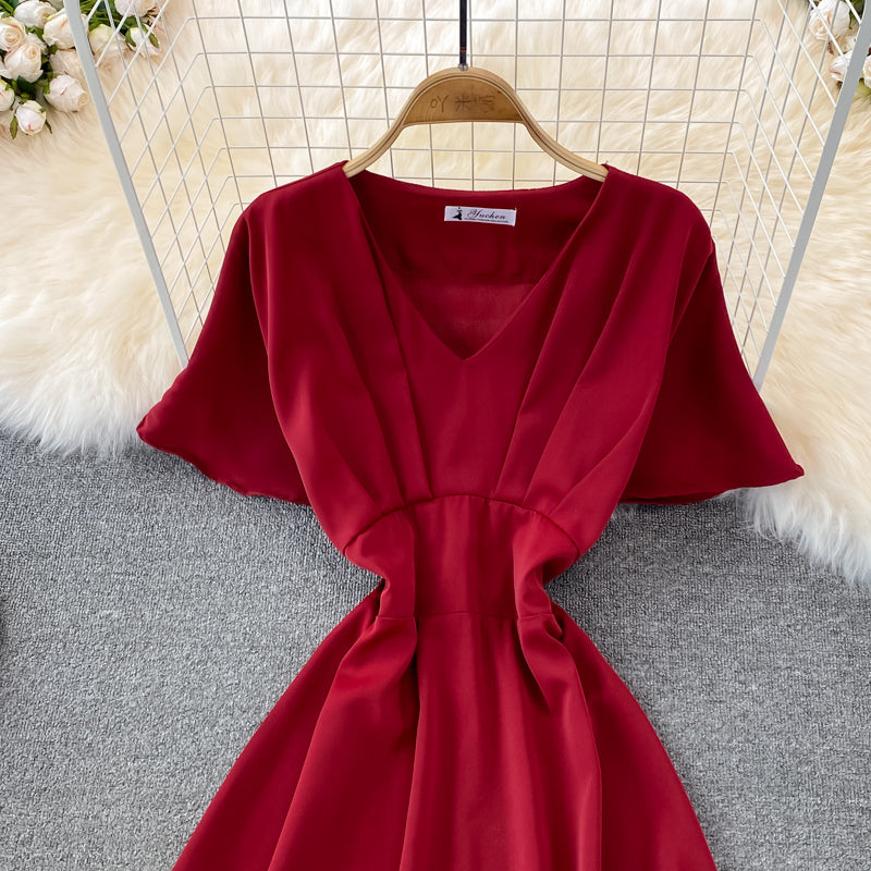 Süßes A-Linie V-Ausschnitt kurzes Kleid Modekleid 10861