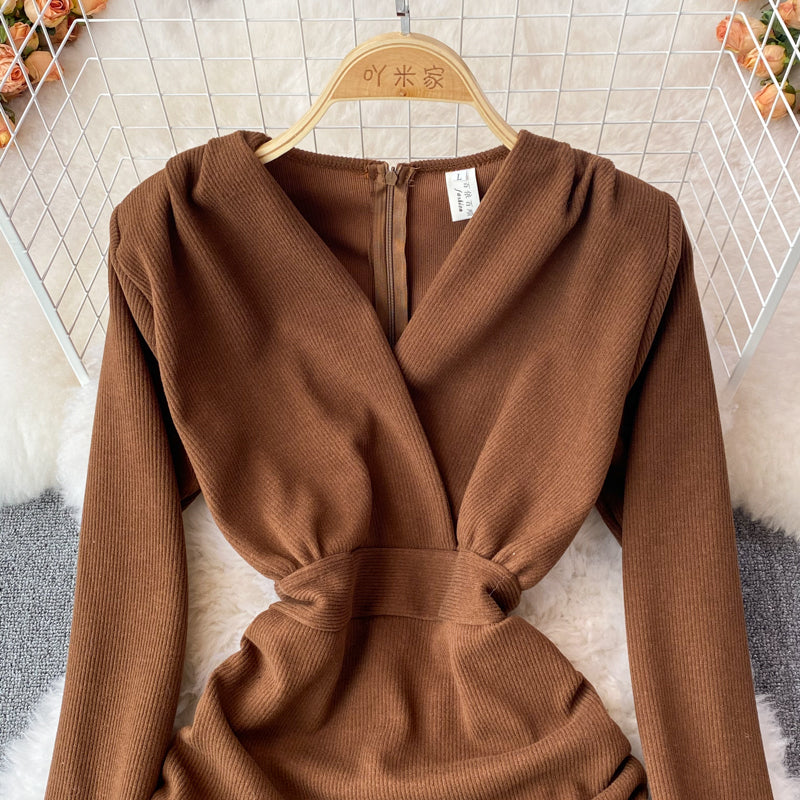 Sexy Langarmkleid mit V-Ausschnitt Modekleid 10842 