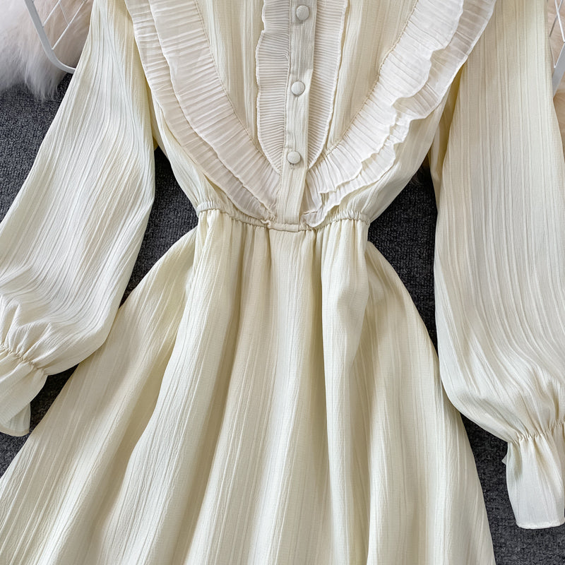 Süßes kurzes Kleid aus Chiffon in A-Linie Modekleid 10796