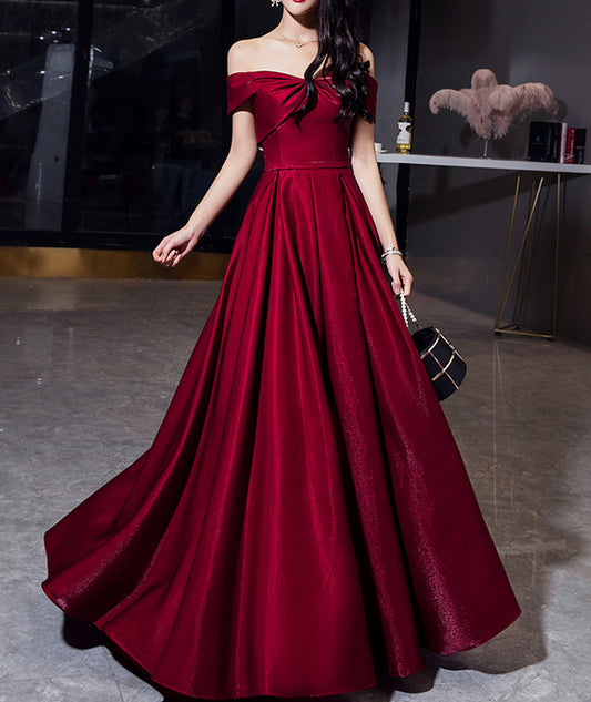 Langes Ballkleid aus glänzendem Satin, bordeauxfarbenes Abendkleid 8489