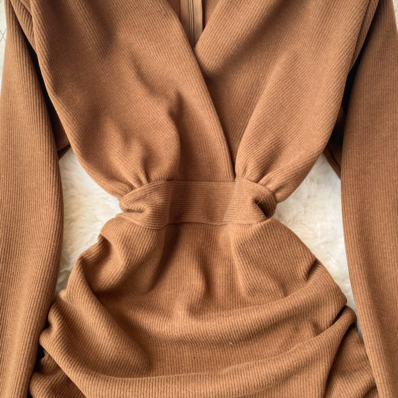 Sexy Langarmkleid mit V-Ausschnitt Modekleid 10842 