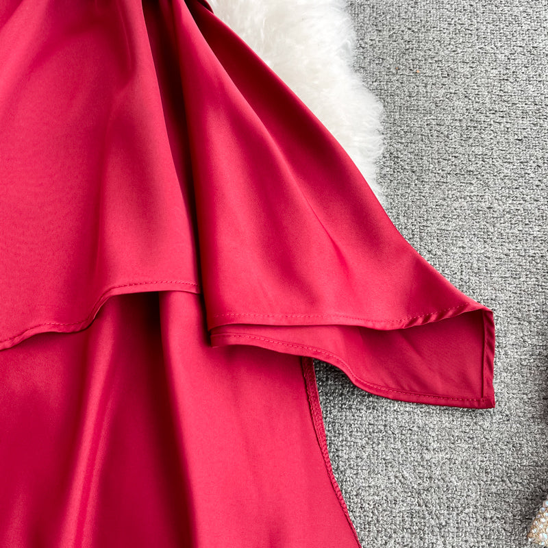 Rotes kurzes Kleid mit V-Ausschnitt Modekleid 10939