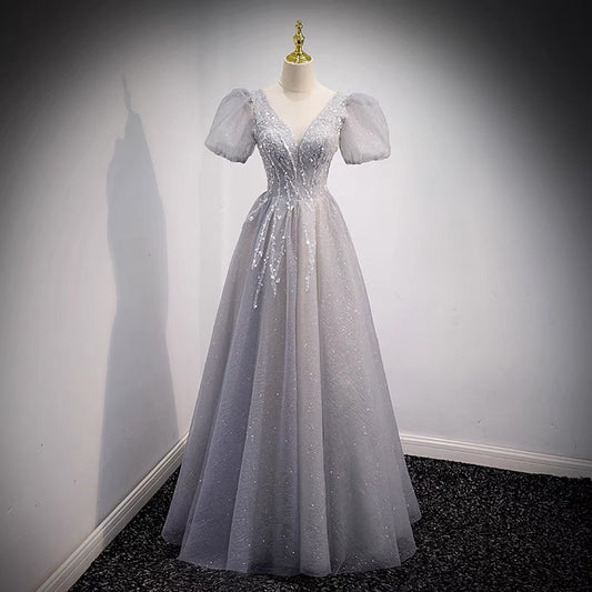 Langes Ballkleid aus grauem Tüll mit Perlen A-Linie Abendkleid 8956