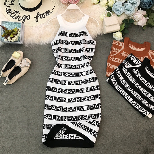 Gestricktes Gesäßkleid ohne Ärmel mit hängendem Ausschnitt 2826