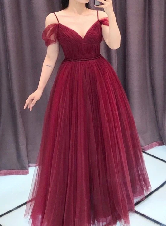 Robe de soirée en tulle à bretelles rouge vin, épaules dénudées, robe de soirée, robe de bal rouge foncé, robe formelle gh84