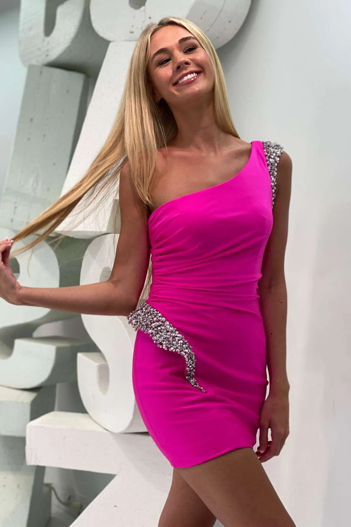 Hot Pink One-Shoulder Beaded Bodycon Short Party Dress gh1262