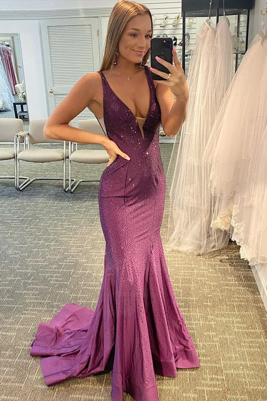 Robe de bal sirène violette à col en V et perles gh1811