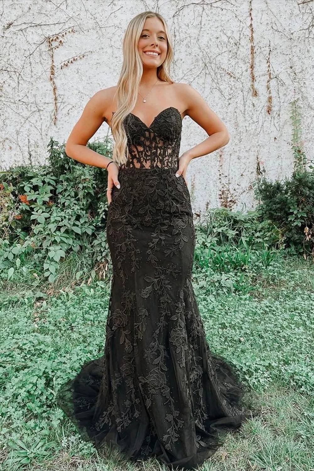 Black Strapless Prom Dress with Appliques gh1848